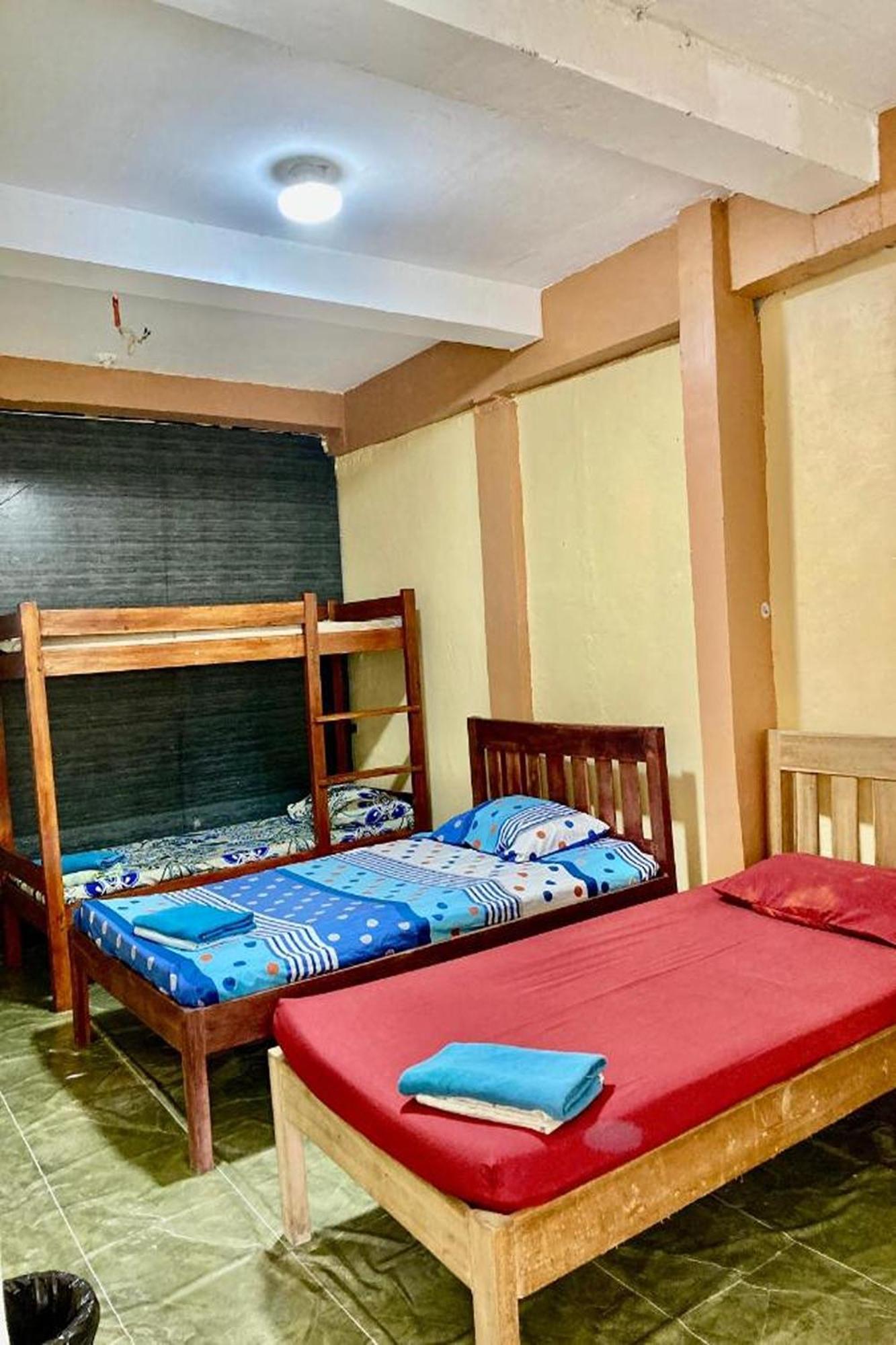 Larosa Hostel Puerto Princesa Dış mekan fotoğraf