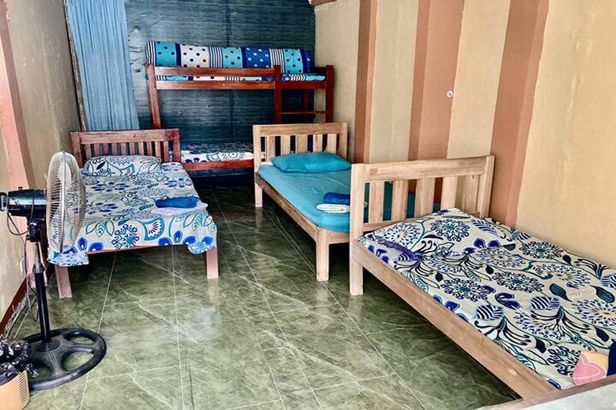 Larosa Hostel Puerto Princesa Dış mekan fotoğraf